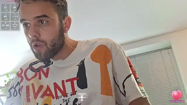 Snapshot of squirtproff chatting on October 18, 2025, 9:43 am squirtproff online show from October 18, 2025, 9:43 am