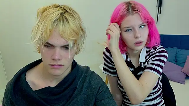 Snapshot of Bonnie_And_C1yde chatting on October 13, 2025, 5:13 pm Bonnie And C1yde online show from October 13, 2025, 5:13 pm