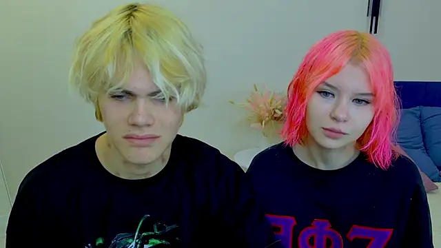 Snapshot of Bonnie_And_C1yde chatting on October 14, 2025, 5:03 pm Bonnie And C1yde online show from October 14, 2025, 5:03 pm