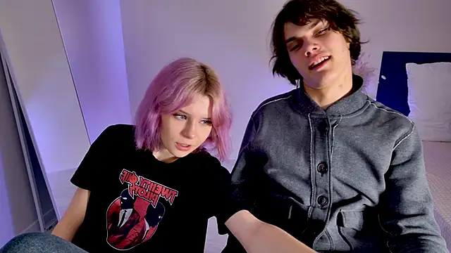 Snapshot of Bonnie_And_C1yde chatting on November 12, 2025, 5:13 pm Bonnie And C1yde online show from November 12, 2025, 5:13 pm