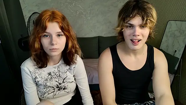 Snapshot of Bonnie_And_C1yde chatting on June 2, 2026, 1:02 pm Bonnie And C1yde online show from June 2, 2026, 1:02 pm