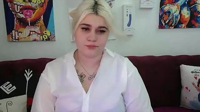 Amber Monro online show from September 11, 2025, 3:17 am