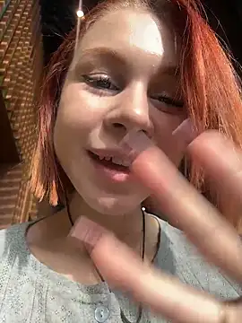 Snapshot of RosieSecret chatting on November 16, 2025, 8:09 am RosieSecret online show from November 16, 2025, 8:09 am