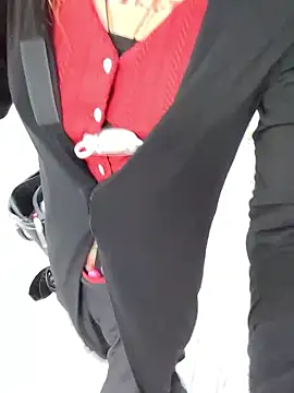 Snapshot of pink-mai chatting on November 21, 2025, 11:47 pm pink-mai online show from November 21, 2025, 11:47 pm