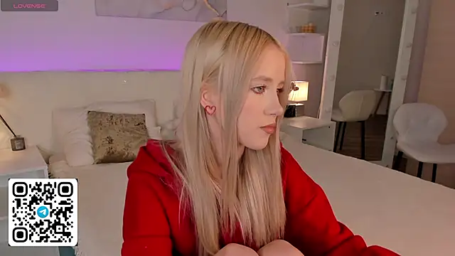 Anellyball online show from April 13, 2026, 9:26 am