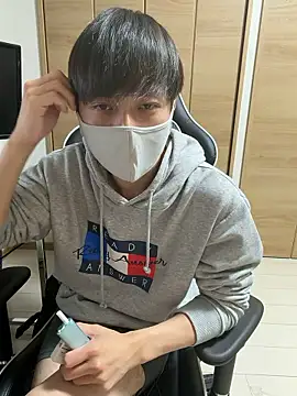 jiji9253 online show from April 1, 2026, 12:28 pm