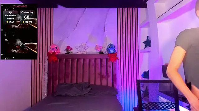 MathiasGreen  online show from December 21, 2025, 3:02 am