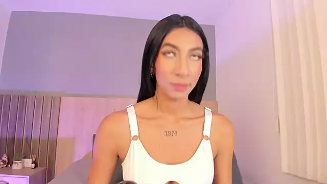  Ashly 77 online show from September 22, 2025, 7:38 pm