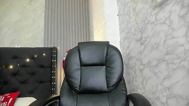 alicy  torres online show from December 18, 2025, 9:26 am