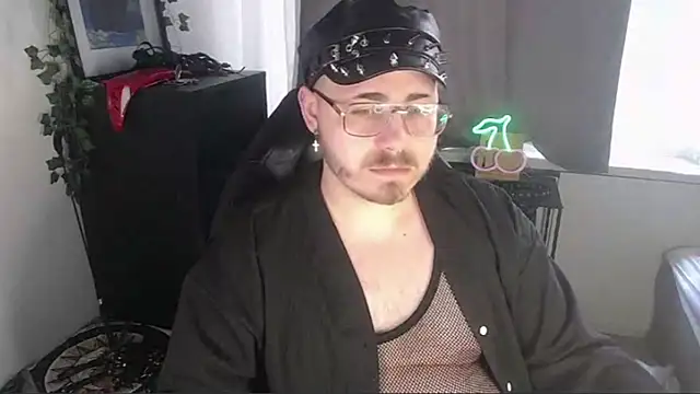 Snapshot of FabianKinky chatting on September 26, 2025, 9:46 am FabianKinky online show from September 26, 2025, 9:46 am