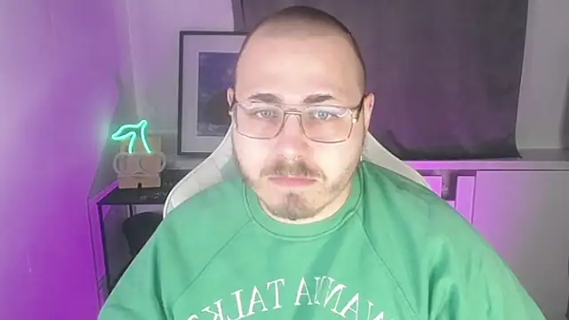 Snapshot of FabianKinky chatting on September 29, 2025, 4:56 pm FabianKinky online show from September 29, 2025, 4:56 pm