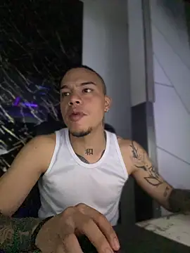 AlphaMasterXxx online show from September 26, 2025, 10:25 pm