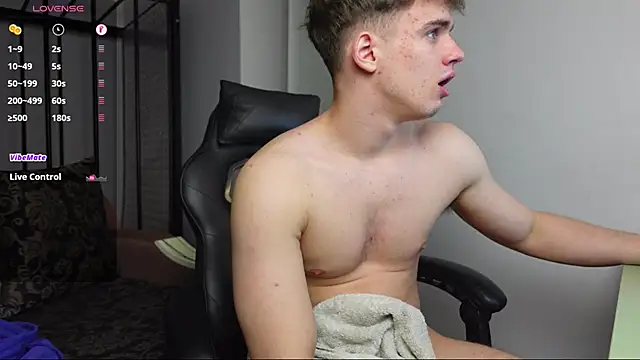 Ricky Becko online show from October 28, 2025, 4:31 pm