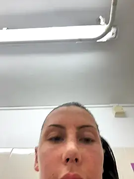 Snapshot of MilaRenee chatting on October 29, 2025, 12:51 pm MilaRenee online show from October 29, 2025, 12:51 pm