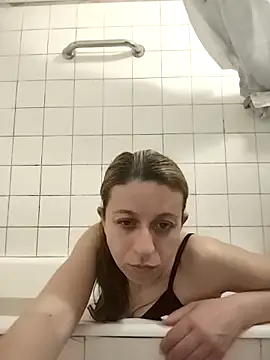 TheBunnyAndTheMaster online show from April 15, 2026, 12:06 am