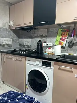 JaneetDeea online show from April 15, 2026, 9:26 pm