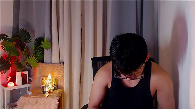 Snapshot of pinkcock_froi2305 chatting on September 30, 2025, 4:28 am pinkcock froi2305 online show from September 30, 2025, 4:28 am