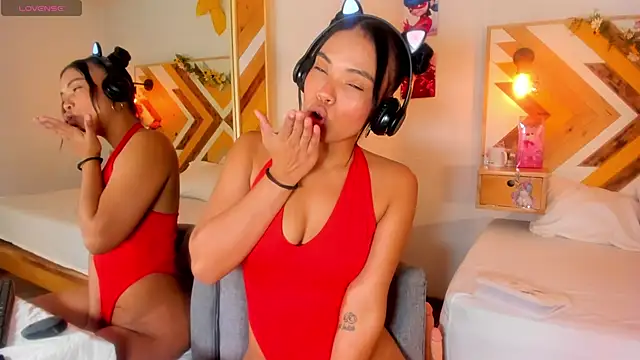 SoleneFontaine online show from October 11, 2025, 11:53 am