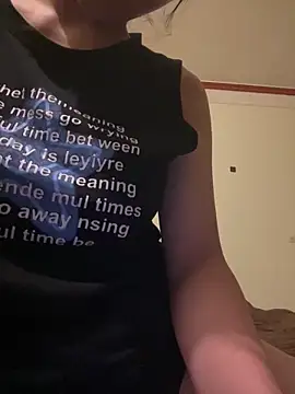 Snapshot of t6mh chatting on April 2, 2026, 12:25 pm t6mh online show from April 2, 2026, 12:25 pm