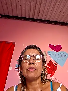 juguetona 69 online show from November 8, 2025, 7:34 pm