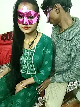 LOVE568 online show from December 18, 2025, 4:35 pm