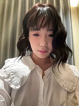 luluya1314 online show from April 4, 2026, 6:22 am