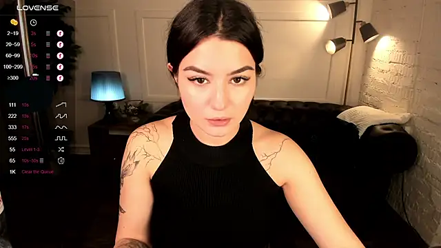 Snapshot of Dark_Moni chatting on September 27, 2025, 2:27 am Dark Moni online show from September 27, 2025, 2:27 am