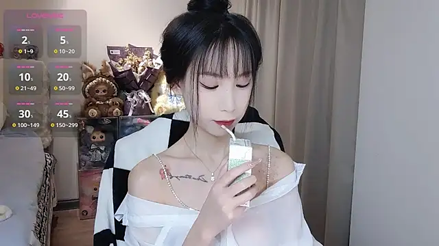 Snapshot of M-OTT_ chatting on February 16, 2026, 12:01 pm M-OTT online show from February 16, 2026, 12:01 pm