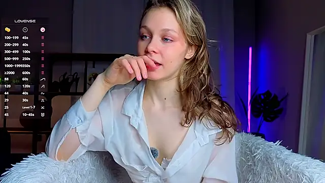 Snapshot of Tender_beauty chatting on May 26, 2026, 6:37 pm Tender beauty online show from May 26, 2026, 6:37 pm