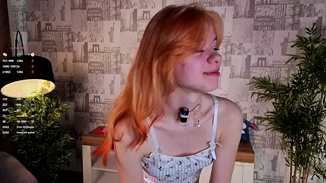 TiannaBorlace online show from July 8, 2026, 2:05 am