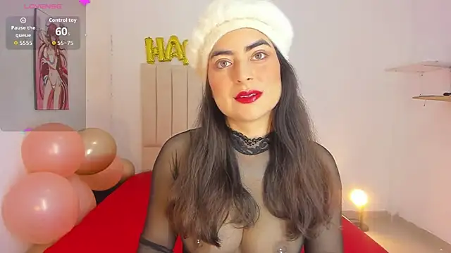 sashaa petit online show from October 10, 2025, 11:31 am