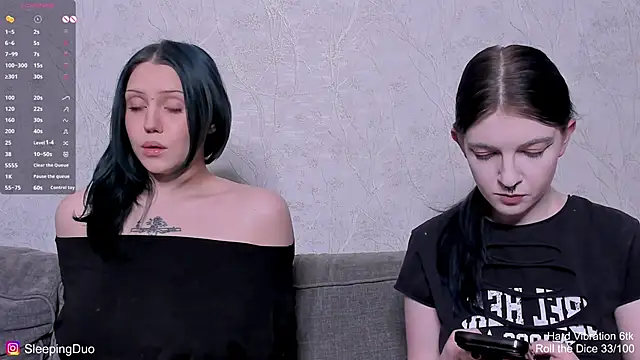 Threesomebabes online show from April 6, 2026, 1:34 pm