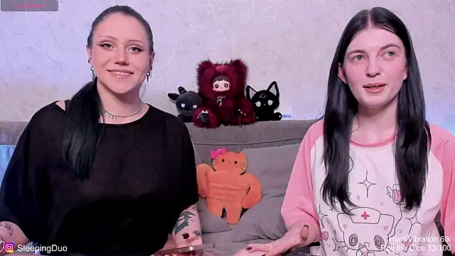Threesomebabes online show from May 16, 2026, 5:45 pm