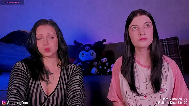Threesomebabes online show from June 4, 2026, 6:14 pm