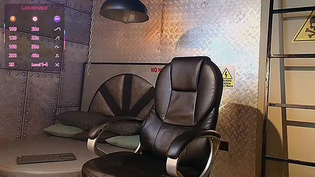 MarcusRain  online show from October 8, 2025, 3:04 am