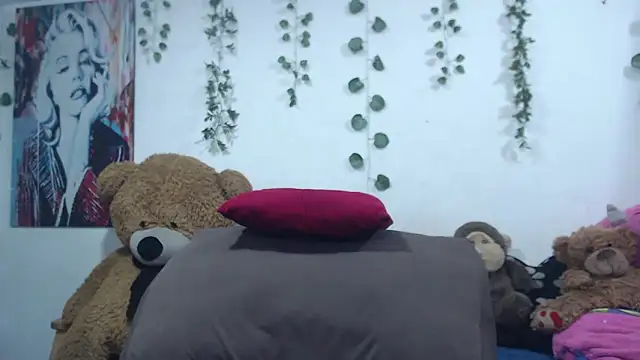 Snapshot of Samanta_milf84 chatting on February 3, 2026, 11:32 pm Samanta milf84 online show from February 3, 2026, 11:32 pm