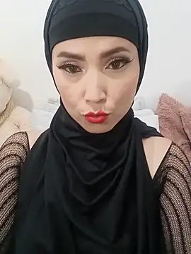 jamila zair online show from May 27, 2026, 2:14 pm