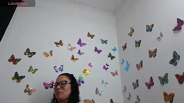 TifanyQueen  online show from July 28, 2026, 3:08 pm
