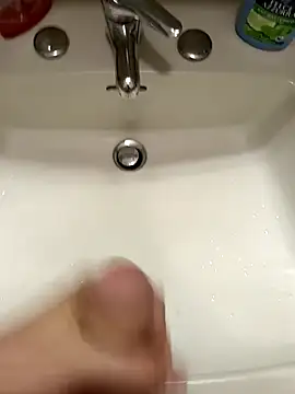 Snapshot of Empi19cm chatting on September 18, 2025, 5:09 am Empi19cm online show from September 18, 2025, 5:09 am