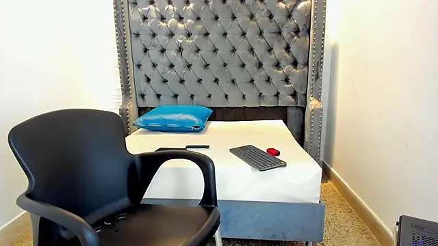 nero reyd online show from February 5, 2026, 7:29 pm