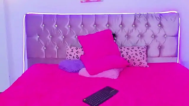 Lushy sweet online show from March 23, 2026, 7:45 am