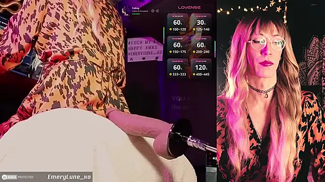 EmeryLune xo online show from January 7, 2026, 5:43 am