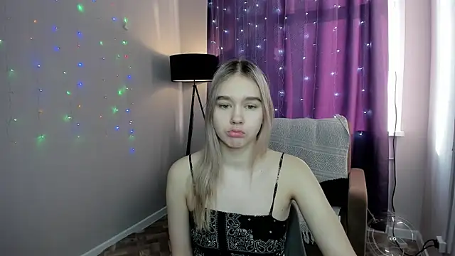 Vel1ka online show from March 14, 2026, 4:40 am