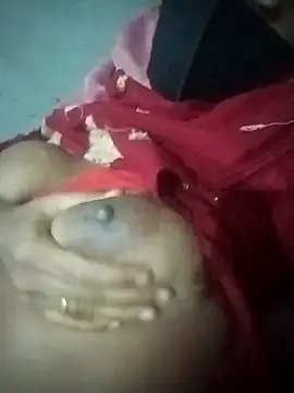 Snapshot of baddy8008 chatting on October 21, 2025, 4:51 pm baddy8008 online show from October 21, 2025, 4:51 pm