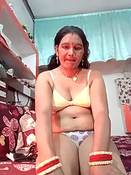 Snapshot of ZIVAA chatting on November 23, 2025, 5:40 am ZIVAA online show from November 23, 2025, 5:40 am