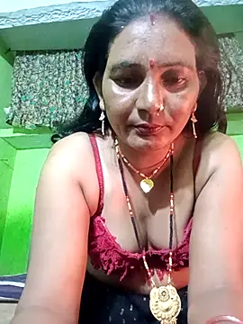 Snapshot of ZIVAA chatting on November 26, 2025, 2:51 pm ZIVAA online show from November 26, 2025, 2:51 pm