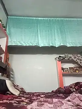 Snapshot of ZIVAA chatting on November 28, 2025, 11:24 am ZIVAA online show from November 28, 2025, 11:24 am