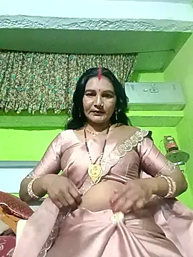 Snapshot of ZIVAA chatting on February 9, 2026, 10:52 am ZIVAA online show from February 9, 2026, 10:52 am