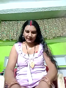 Snapshot of ZIVAA chatting on March 4, 2026, 9:04 am ZIVAA online show from March 4, 2026, 9:04 am