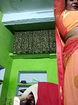 Snapshot of ZIVAA chatting on March 10, 2026, 11:04 am ZIVAA online show from March 10, 2026, 11:04 am